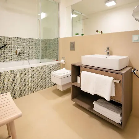 Apartment Dünenresidenz Prora - Mit Meerblick, 2 Schlafzimmern Und Balkon Np-107 Binz